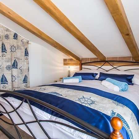 Villa Cima Vrbnik Luaran gambar