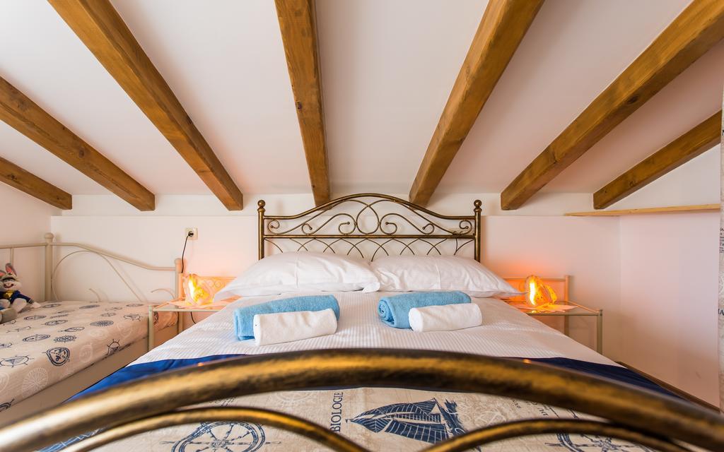 Villa Cima Vrbnik Luaran gambar